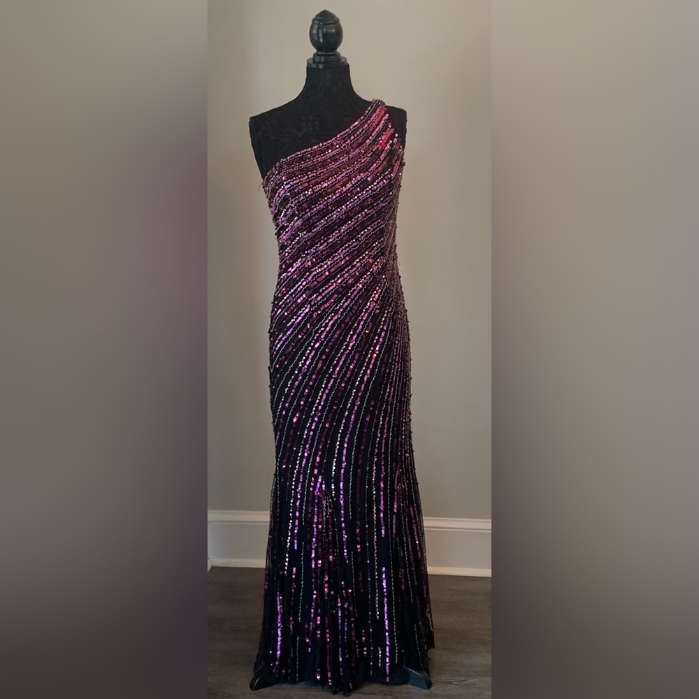 Tony Bowls Paris formal evening gown